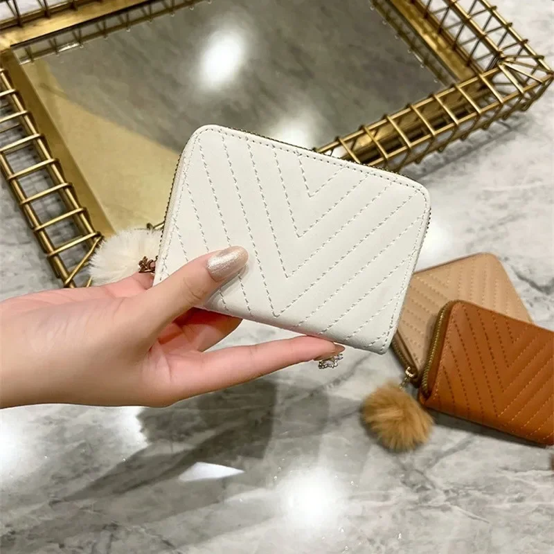 

Cute Fashion Women Wallet Short Large Capacity Ladies Coin Purse White,Khaki,Black,Pink,Brown Card Holder Carteras Para Mujeres