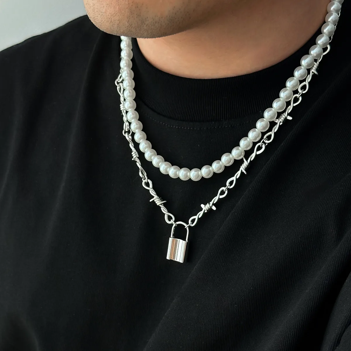 

IngeSight.Z 2pcs/set Trend Punk Silver Color Small Lock Pendant Necklace Men Classic Thorn Imitation Pearl Chain Choker Jewelry