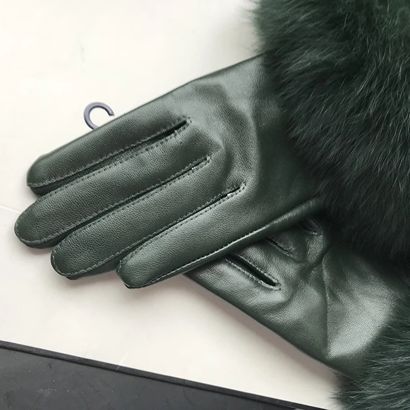 Dark Green Sheepskin Gloves Elegant Soft Real Leather Windproof Warm For Women Fluffy Big Fox Fur Lambskin Gloves Drive Outdoor