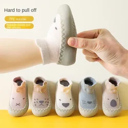 Chaussettes coordonnantes à semelle souple pour bébé garçon, chaussures de dessin animé mignon pour enfants, premiers marcheurs de sol pour tout-petits, fille, nouveau style, printemps, automne