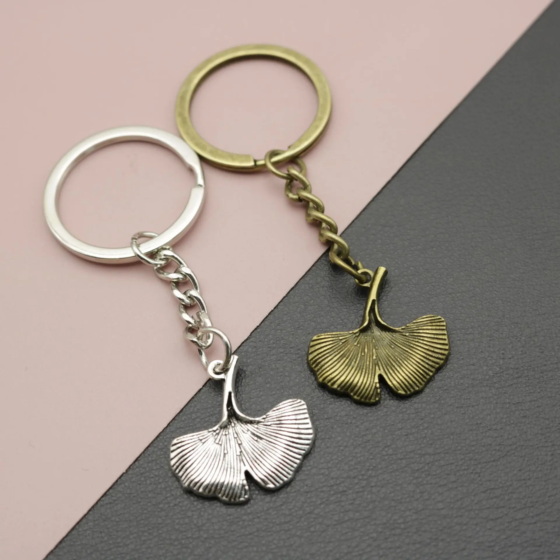 Creative Keychain alloy Ginkgo retro Keychain TQ214