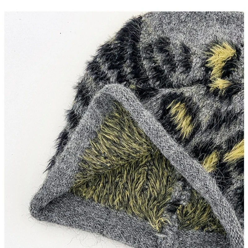 Amerikanische personalisierte Pullover-Mütze mit Leopardenmuster und Plüschfutter für Herren und Damen, Winter Retro warme Ohrenschützer, Skull-Beanie-Mützen – Detail 6