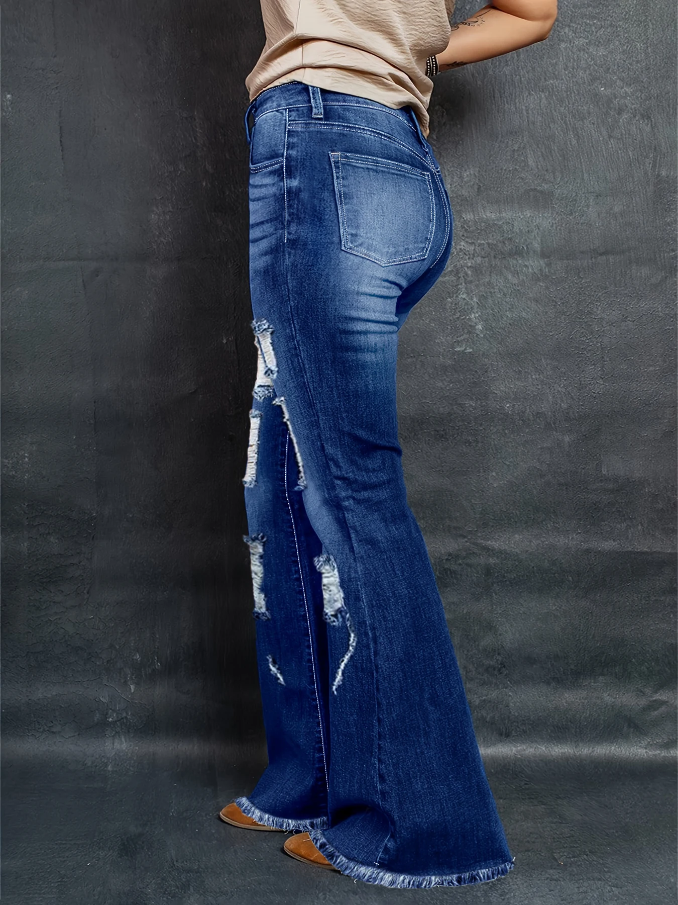 جينز نسائي عالي الخصر، جينز بأزرار سفلية واسعة الساق باللون الأزرق الداكن، مناسب للحرم الجامعي أو ملابس العمل، طراز Y2K.