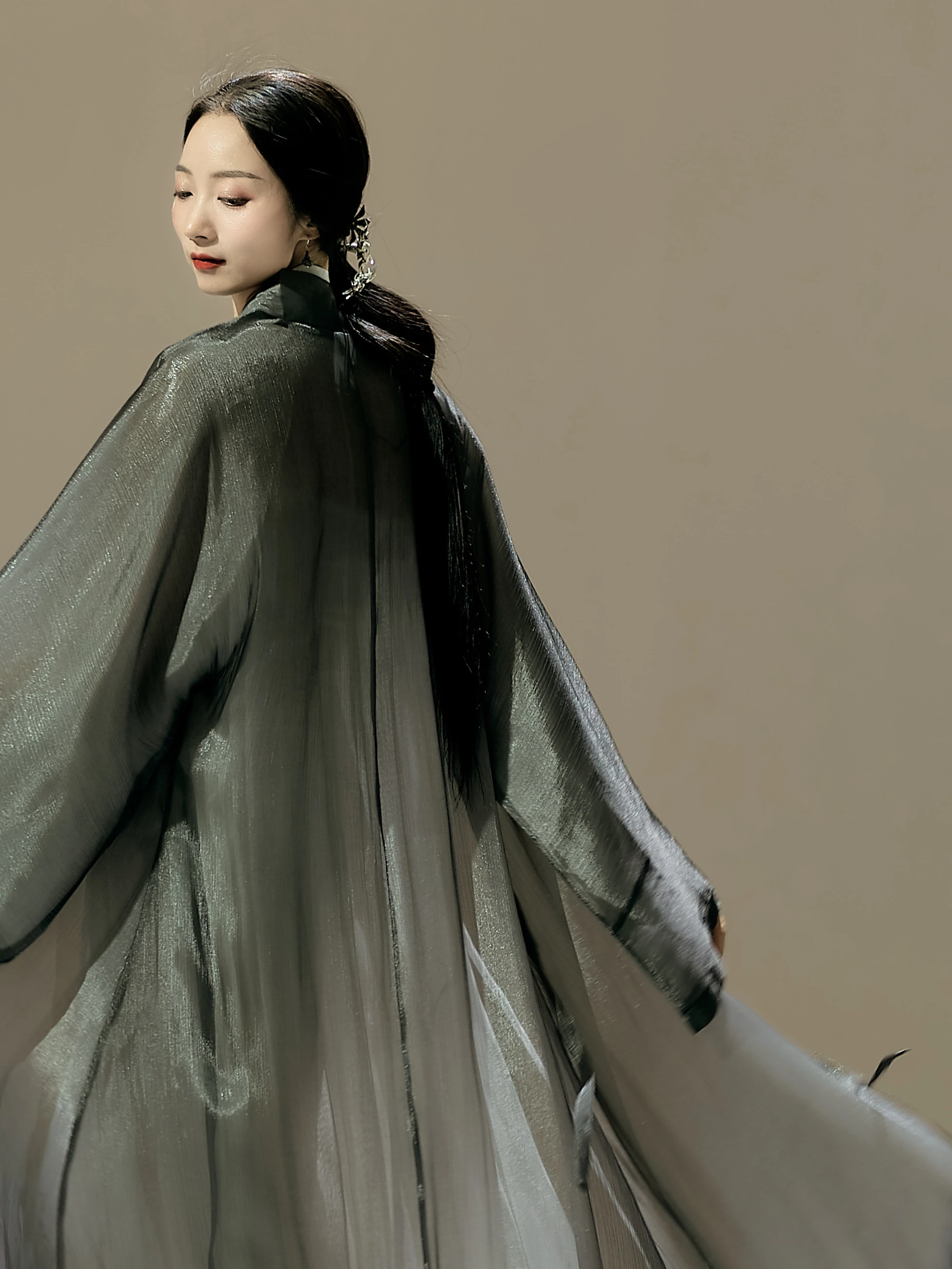 

Original Wide Sve iny Tead Open Cardigan Classical Dance Silk Clothing New Chinese Sle Long Sve Stand Collar Jaet