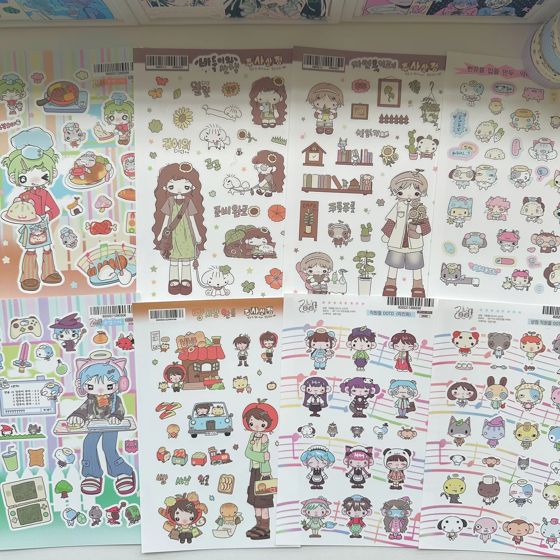 

1/8PCS Korean Cute Cartoon Girl Stickers Sweet Cool Character Stickers Journal Diary Planner Scrapbook Diy Decorative Stickers