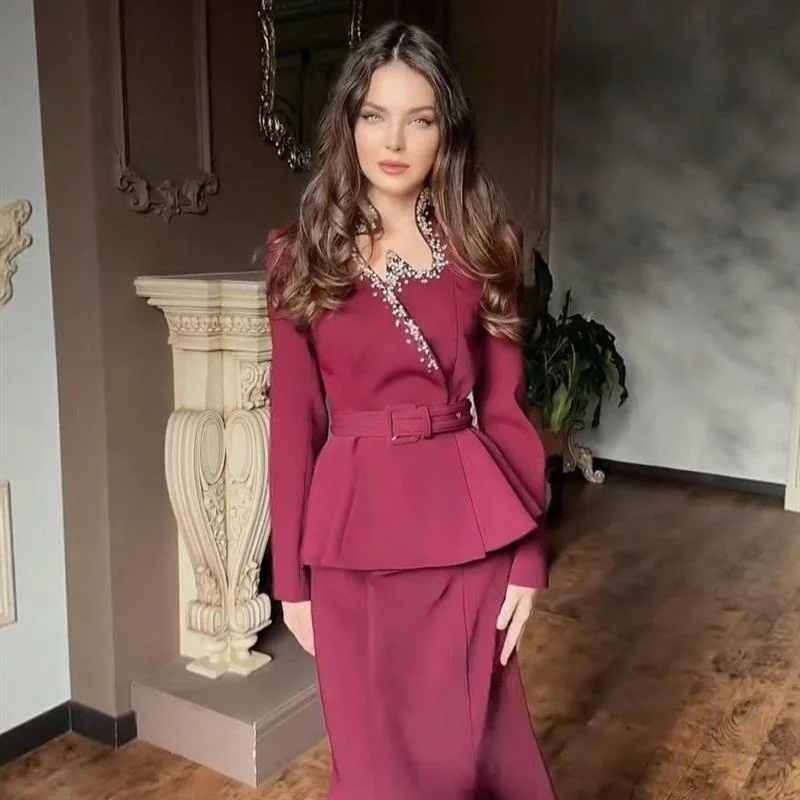 

Элегантный комплект: пиджак с V-образным вырезом и бахромой, утягивающий талию, модный дизайн для трансграничной торговли, зимняя рабочая одежда