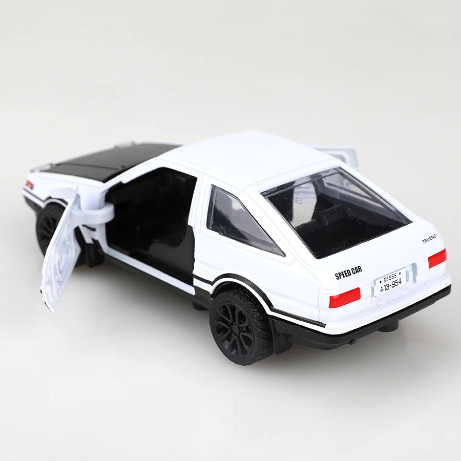 (Encíado) 1:36 coche en miniatura de aleación de metal Takumi Fujiwara Toyota AE86 inicial D extraíble adornos de coche colección juguetes para niño