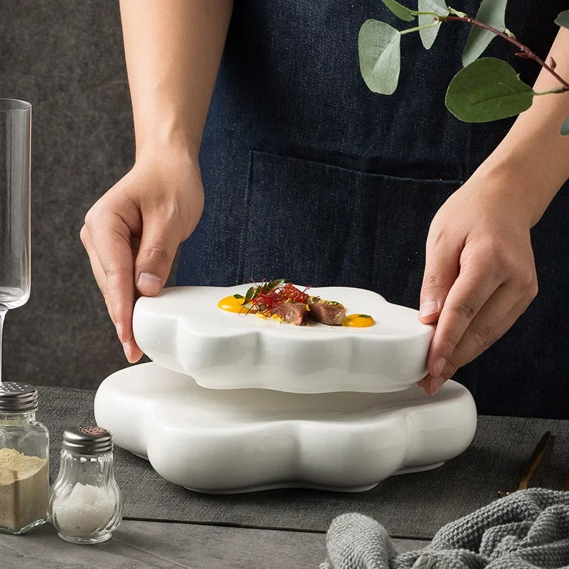 

Белая керамическая тарелка с облаком, тарелка неправильной формы, отель, ресторан, десертный поднос, керамическая посуда, украшение свадебного стола