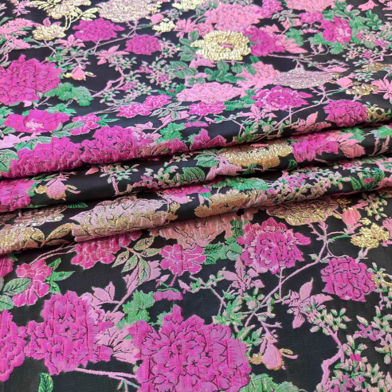 

1meter Womens Evening Gown Gold Thread Rose Leaf Jacquard Full Skirt Elegant Trench Style Designer Fabric Home Crafts Materials