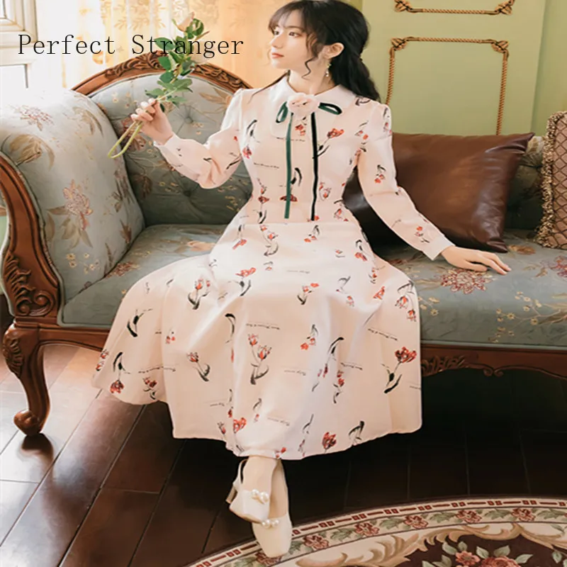 2022 Autumn New Arrival Vintage Dress Elegant Peter Pan Collar Flower Long Sleeve Women Long Dress With Brooch Maxi Dress