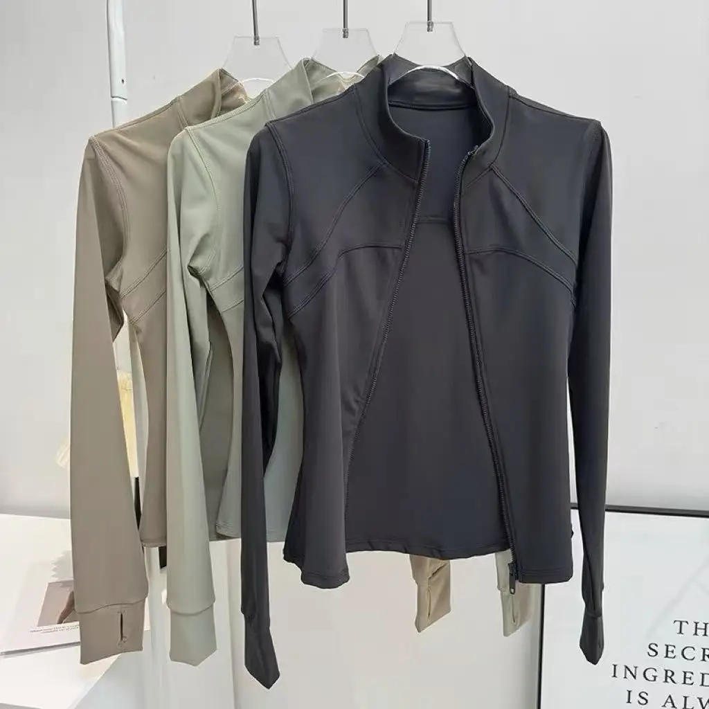 بدلة يوجا نسائية راقية بياقة واقفة وأكمام طويلة سترة رياضية للجري والتدريب واللياقة البدنية بدلة جري مقاومة للرياح