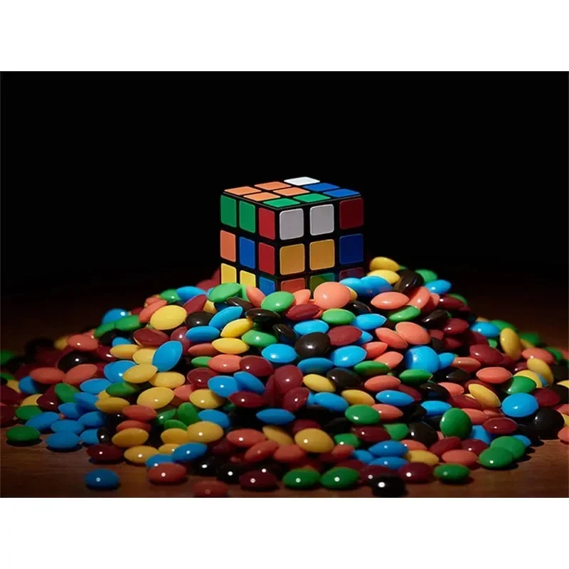 Magician Mini Cube to Chocolate Project Magic Tricks Appearing Cube to Candy Close up Illusions Gimmick Stage Magic Props Street