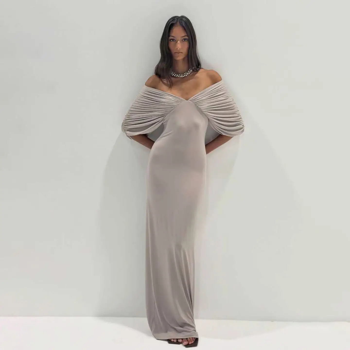 

Fashion Vintage Grimm Pile Pleated Low V One-Word Shoulder Short Sleeve Dress Women's Slim Hip Wrap Dress