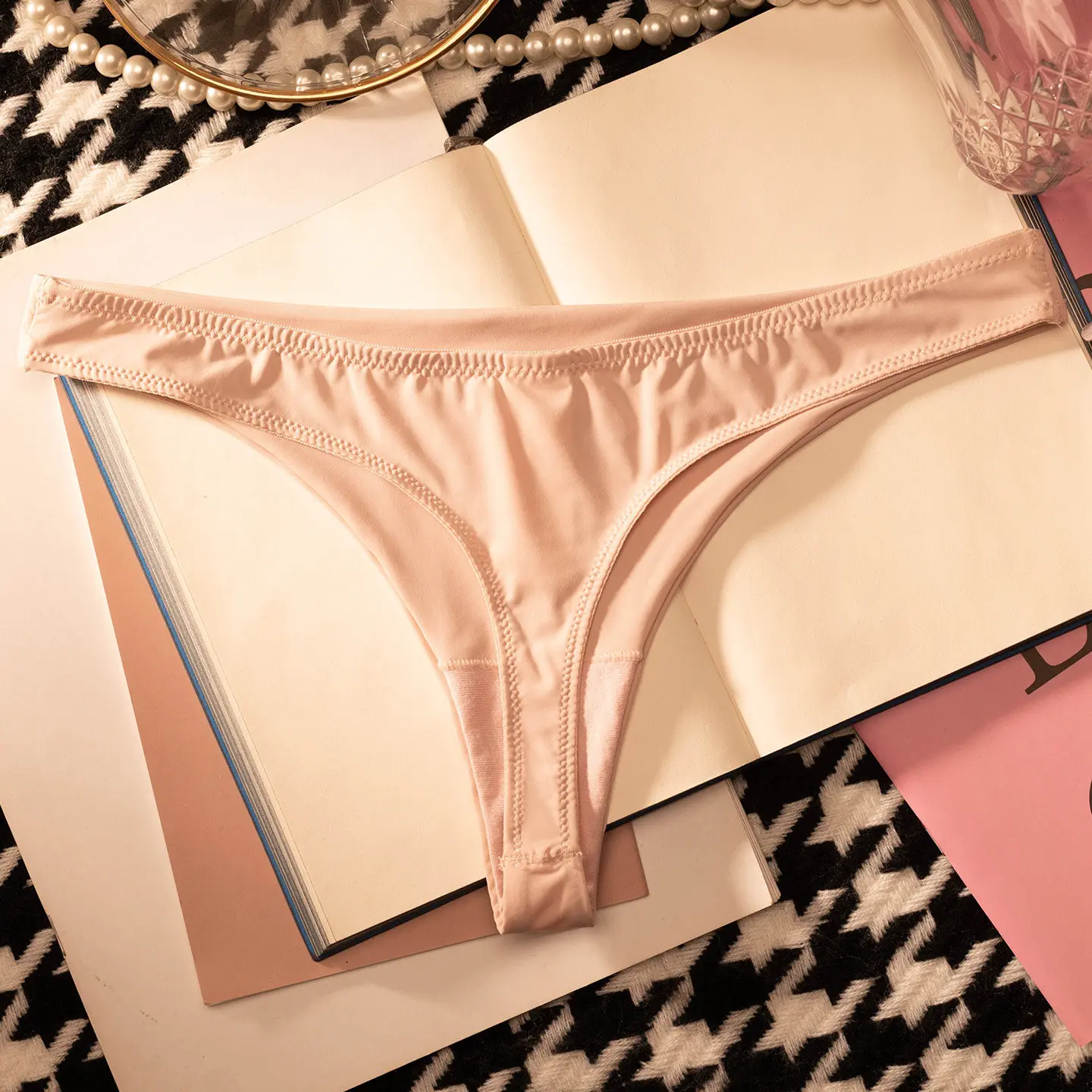 Eisseide Damen-Slips Sexy G-String Tanga Nahtlose Unterwäsche Bonbonfarben T-Back Mädchen-Slips Leoparden-Unterhosen Übergröße S-XL