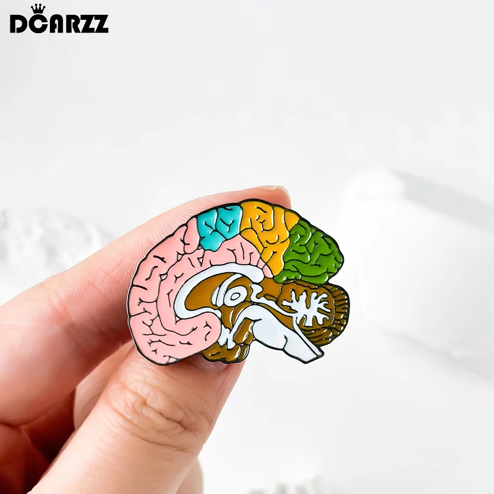 DCARZZ Classic Brain Enamel Pin Medical Anatomy Brain Jewelry Backpack Lapel Badges Gifts for Doctor Nurse Medicine Staff