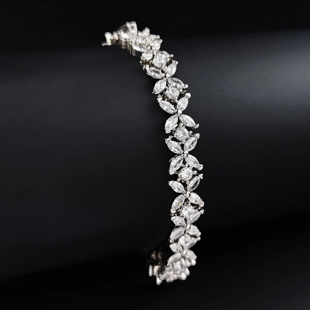 2024 New Fashion Silver Color Leaves Adjustable Bracelet Bangle for Women Anniversary Gift Jewelry Wholesale S6058