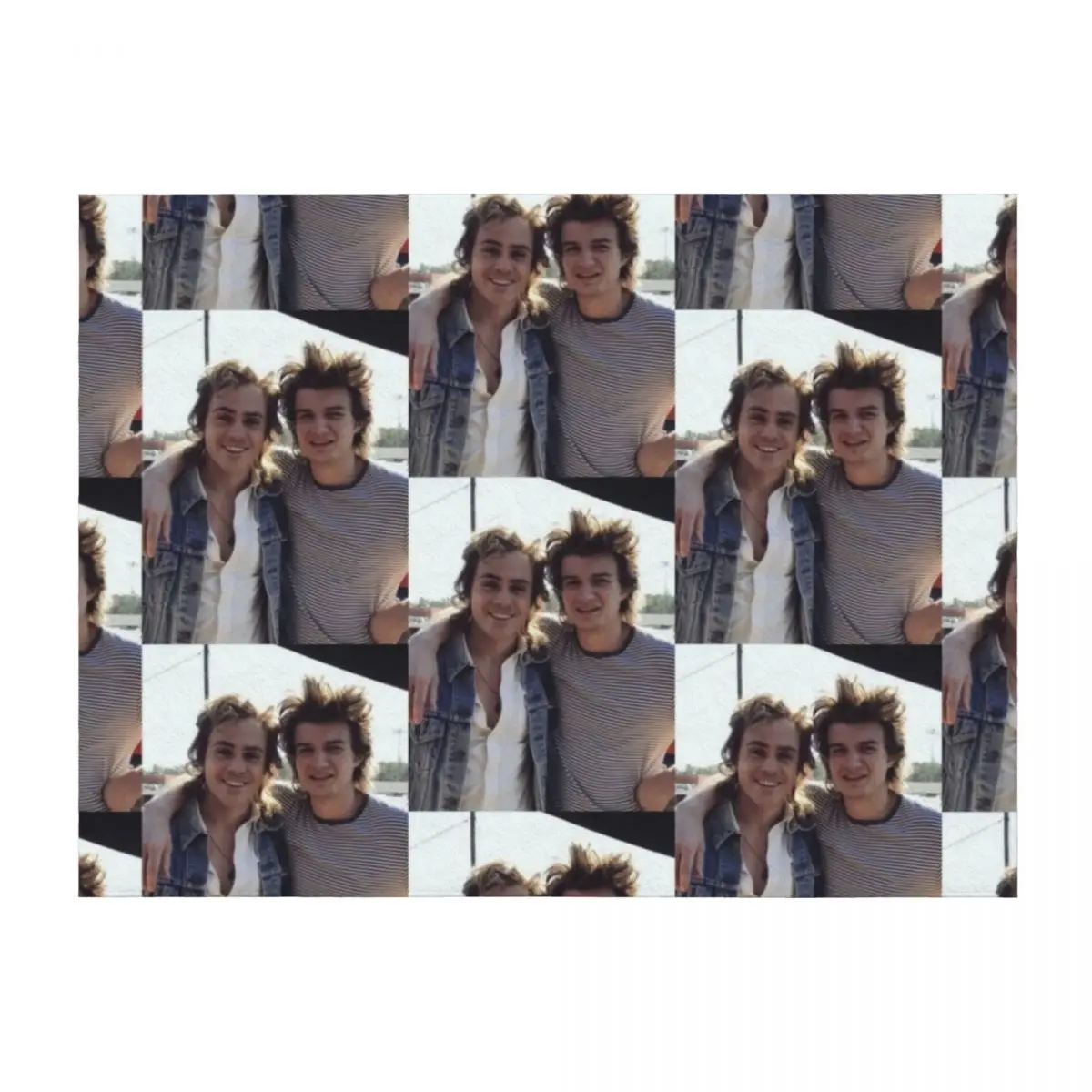 

Joe keery and Dacre Montgomery Throw Blanket Bed covers Multi-Purpose Kid'S bed plaid Blankets