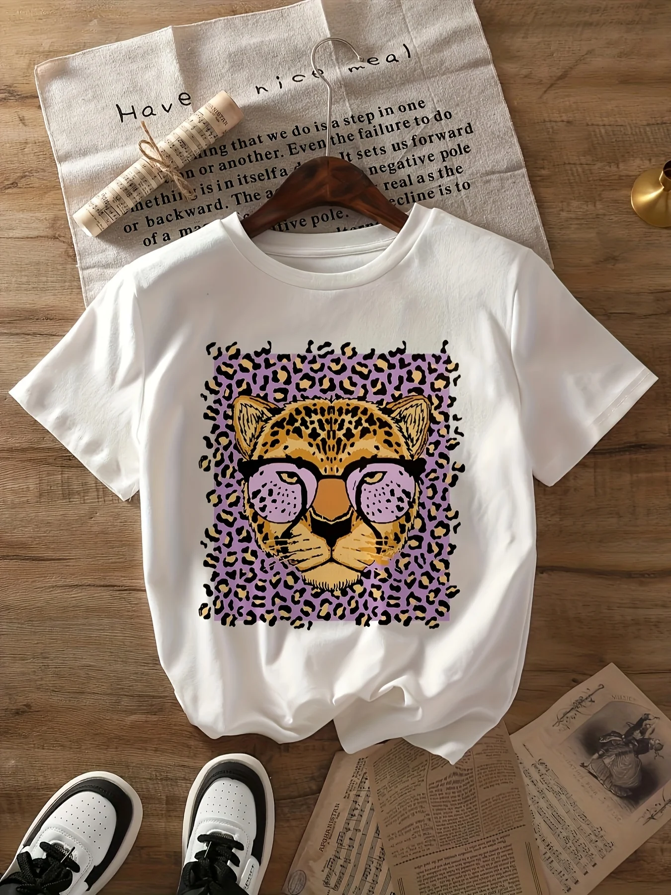 

Women's Casual Crew Neck Short-sleeve T-Shirt with Geometric Leopard Tiger Print for Summer Fashion Woman Casual Top Clothing