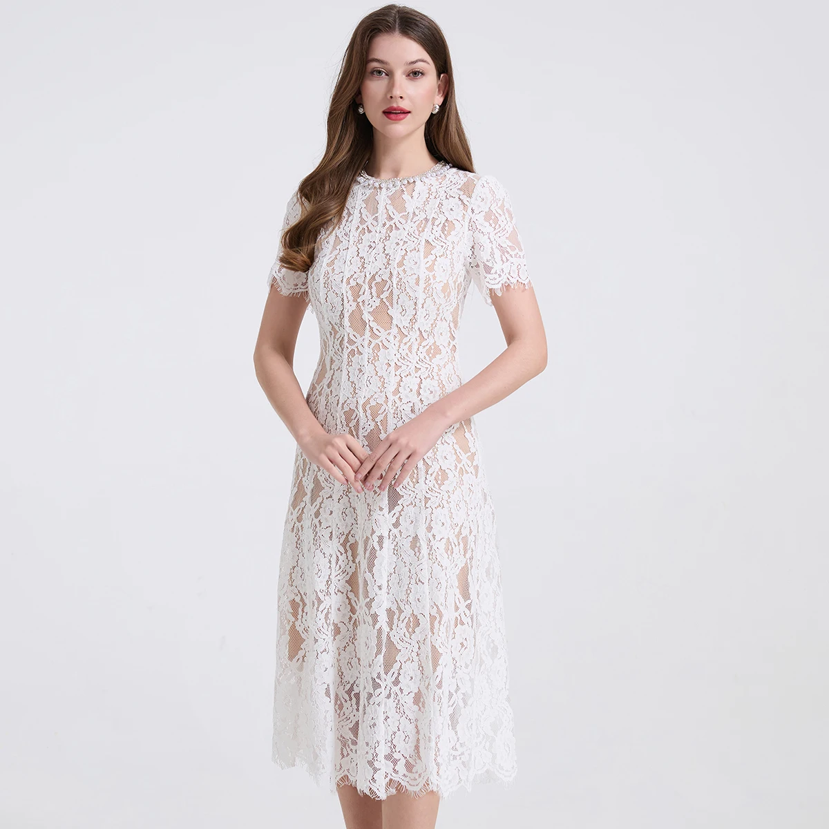 فستان ربيع/صيف 2025 مرن من الدانتيل واللؤلؤ الماسي برقبة دائرية وأكمام قصيرة ملابس نسائية ناضجة تنورة مثيرة للتخسيس على شكل حرف a