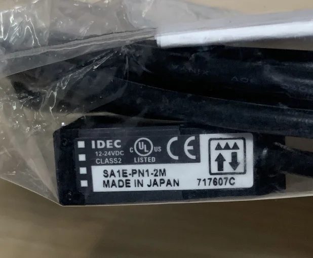 IDEC genuine Hequan SA1E-PN1 DN1-2M polarized regression reflection photoelectric sensor SA1E-PN2-2M Brand new in stock