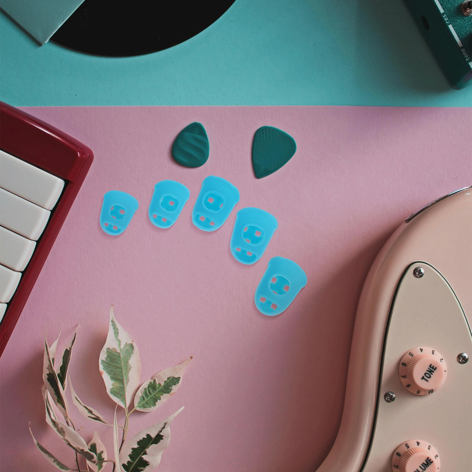 

20pcs Silicone Guitar Protectors Comfortable Elastic Finger Sleeves For Guitar Guzheng Sewing Drum Bass Thumb Guard Breathable