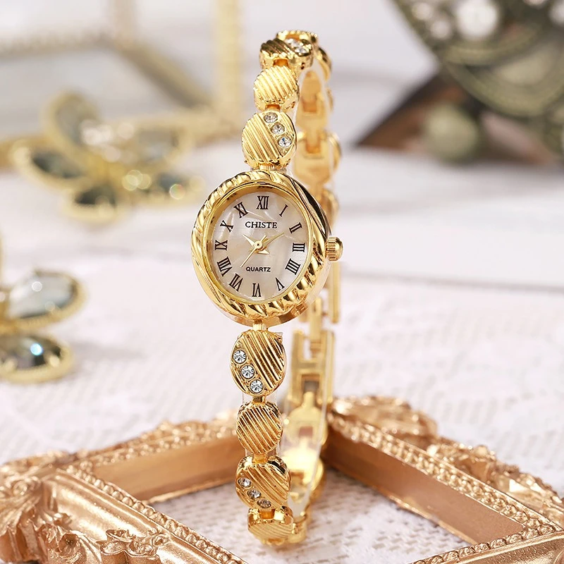 New Mother-of-pearl Bracelet Watch Gold Ladies Watch Female Style Fashion Quartz Watch Temperament Light Luxury Women's Watches