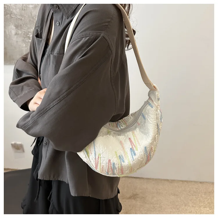 Minimalistische Umhängetasche im japanischen Stil für Damen, kleine Umhängetasche für das Handy, leichte und vielseitige Dumpling-Tasche für Mädchen – Detail 15