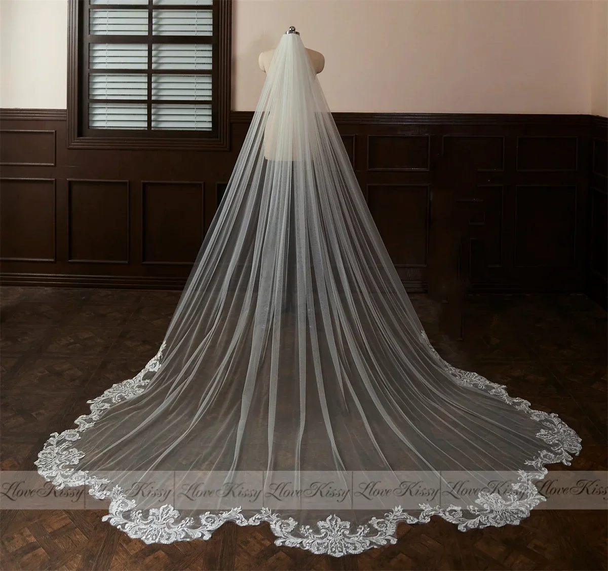 1 T Wedding Veil Soft Tulle Veil Ivory Chapel Length Veil Lace Appliques Floral Bridal Veil Wedding Accessories White/Ivory