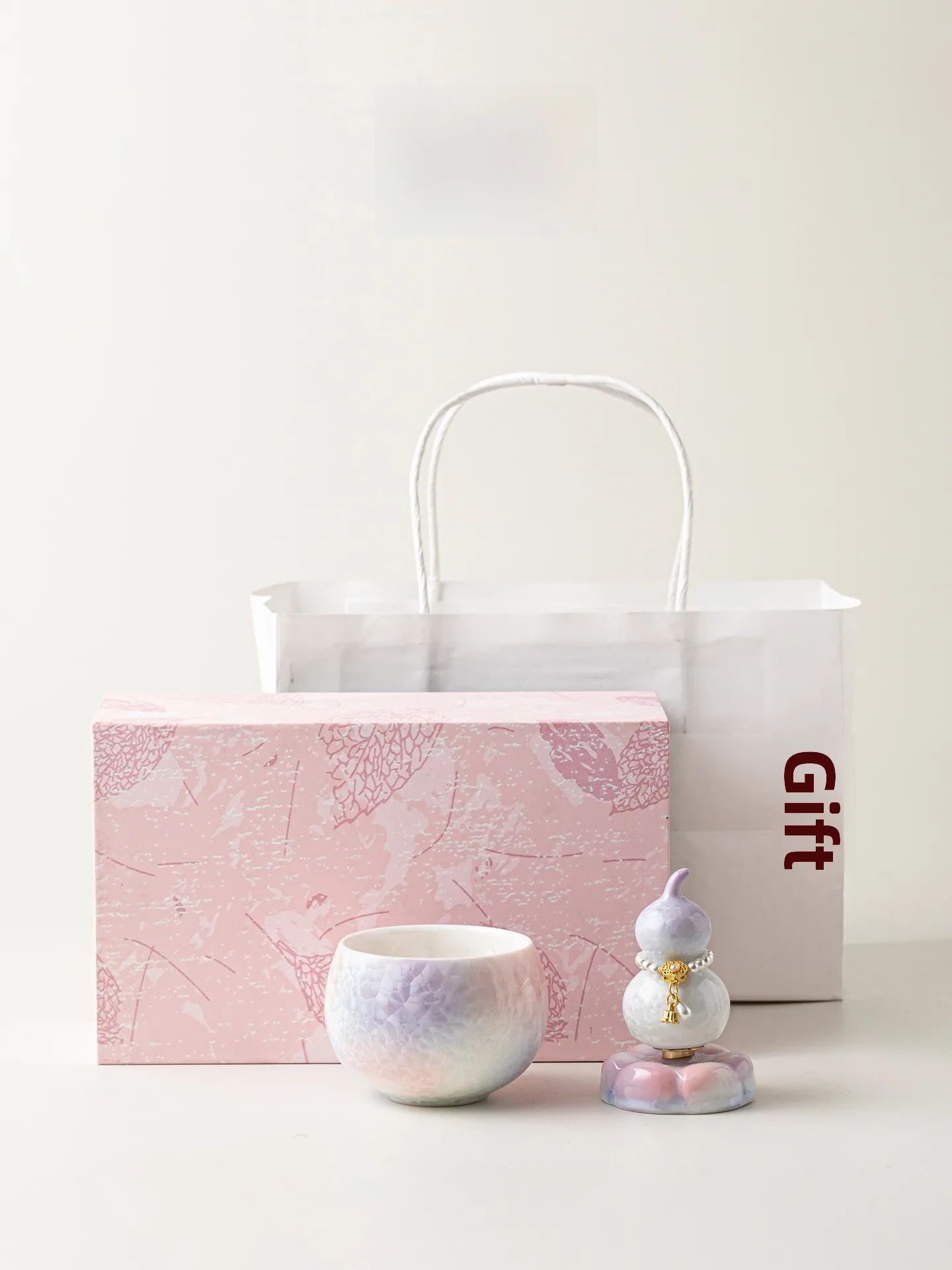 

Creative Ceramics Tea Set Gradient Crystal Glaze Turnable Gourd Shape Festive Gift Box for Valentine's Day Wedding Anniversary