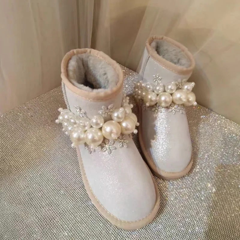

Luxurious pearl water diamond flower beaded women's cotton shoes, large-sized fur one-piece thickened snow boots 35-39