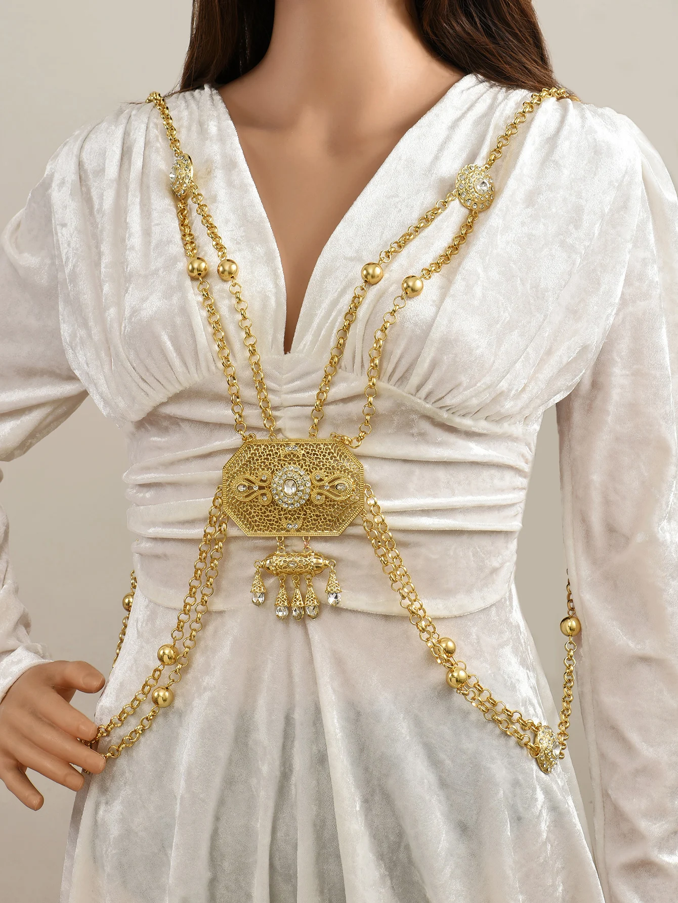 

Luxurious Moroccan metal bead chain women's chest and shoulder necklace robe bride wedding body jewelry