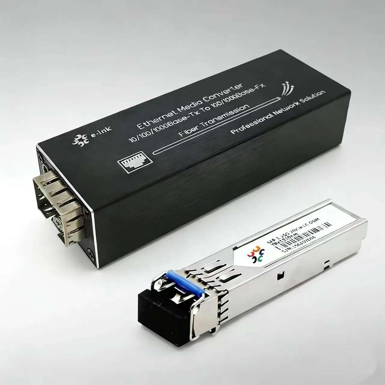 Mini 10/100/1000BASE-T to 100/1000BASE-X SFP Media Converter