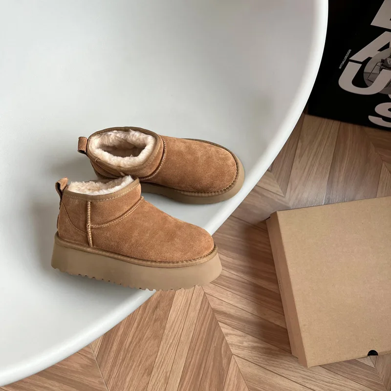 Winter New Thick Soled Women's Snow Boots with Increased Height Fur Integrated Short Tube Warm Cotton Shoes Thick Velvet Warm
