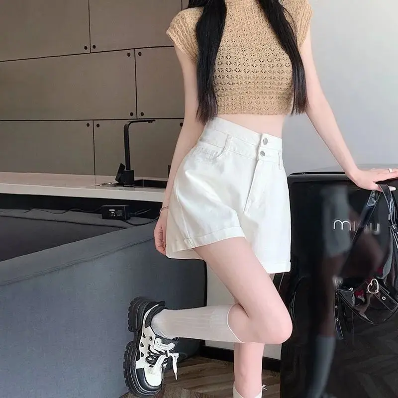 2025 Summer New Women's High Waist Slimming A-line Wide-leg Hot Pants Denim Shorts Loose Fit Fashionable Shorts