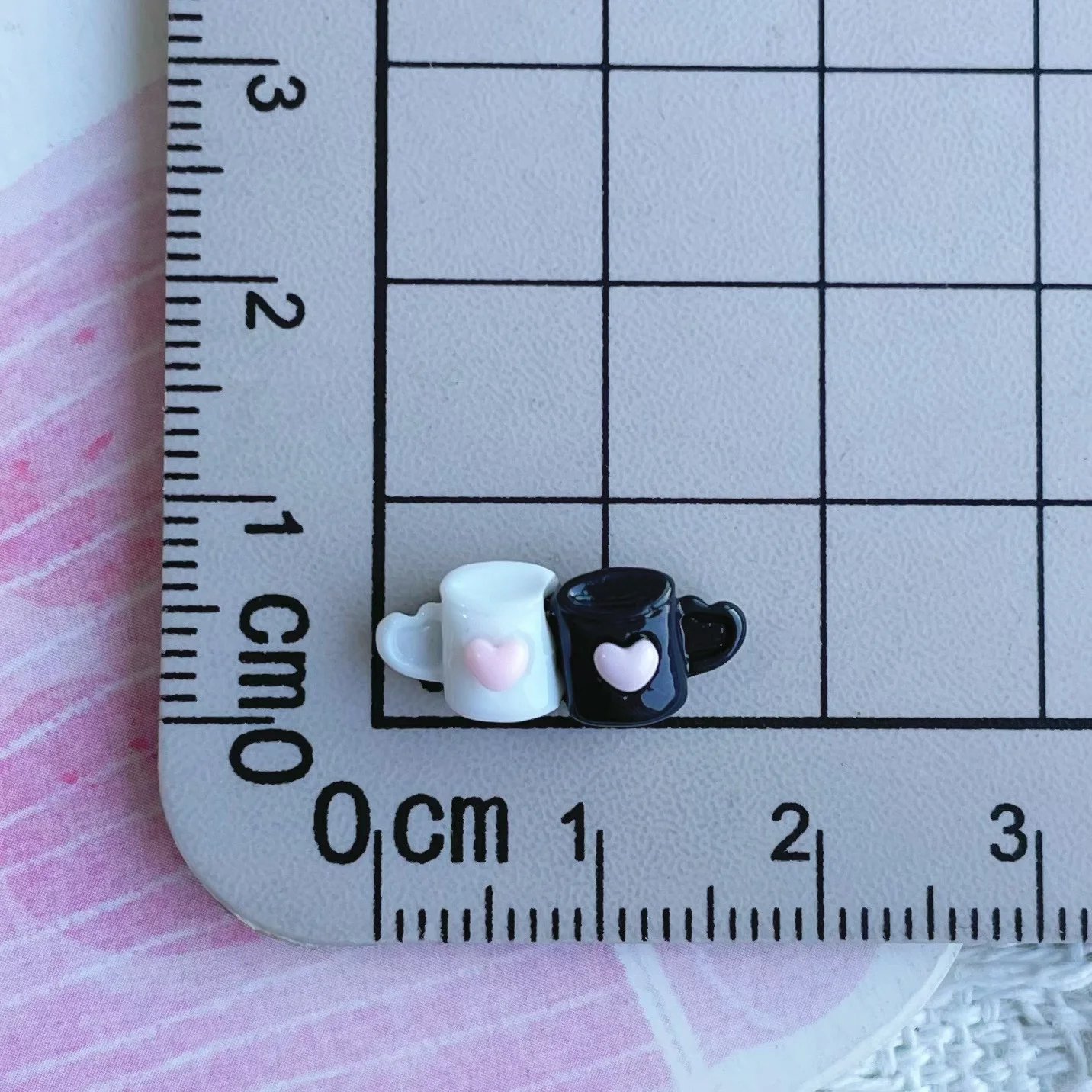 20-50Pcs Mini Black Pink Resin Accessories Fashion Hairpin Earrings Ornaments Patch Girl DIY Jewelry Handmade Charm Materials