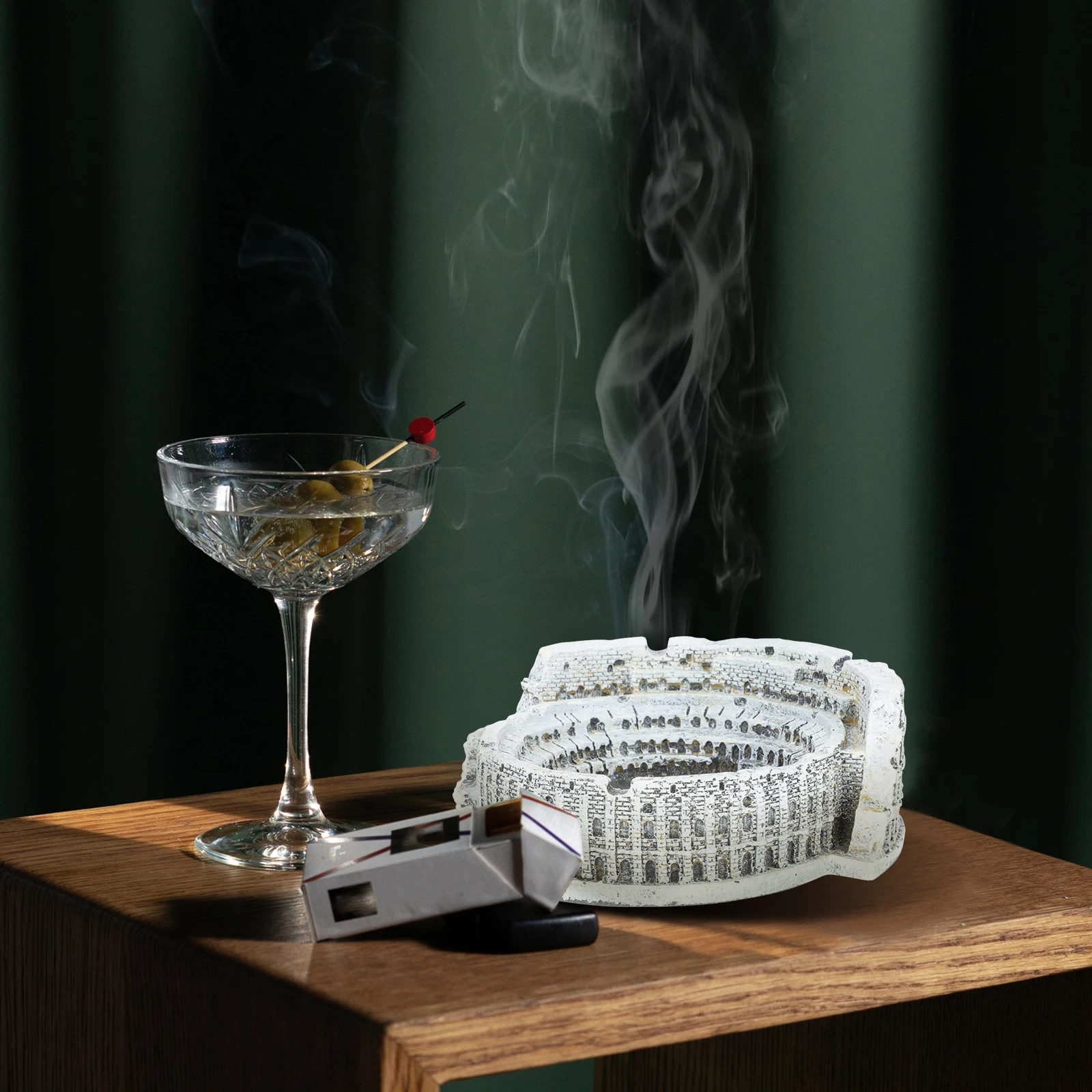 

Colosseum Ornaments Retro Ashtray Decorate Smoking Cement Cigarette Holder Office