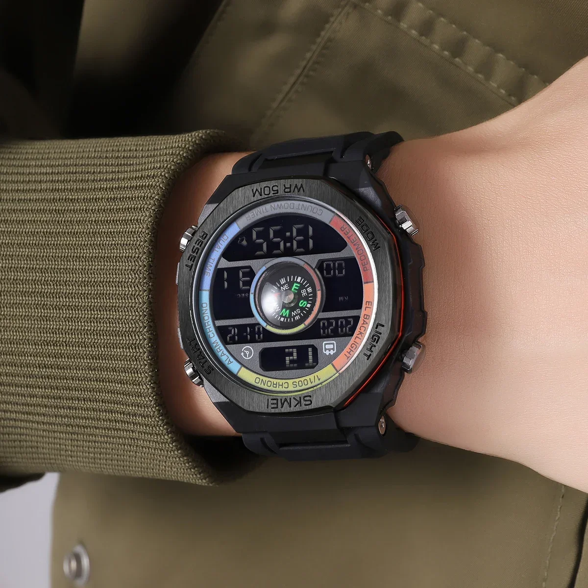 ساعة يد رقمية ليد مقاومة للماء من SKMEI-Men ، ساعة رياضية إلكترونية ، ساعة عسكرية خارجية ، عد تنازلي ، أو