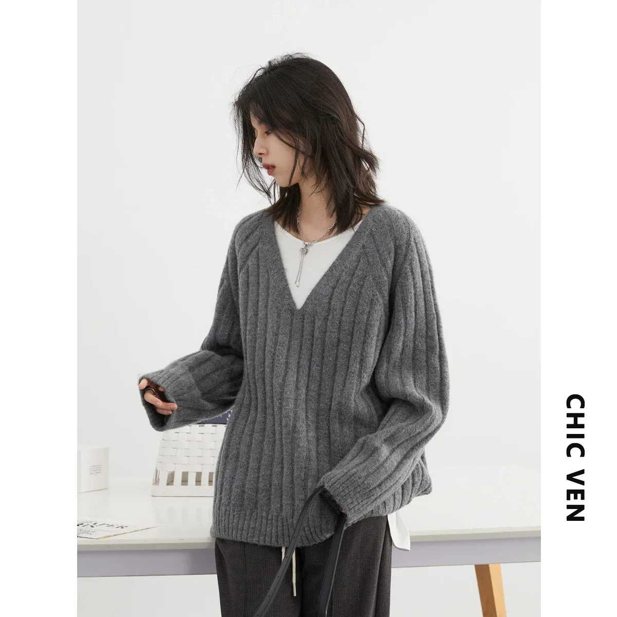 CHIC VEN Women Knitted Sweater Loose Casual New Soft V-neck Thick Pit Stripe Jumpers Mohair Female Tops Autumn Winter 2023