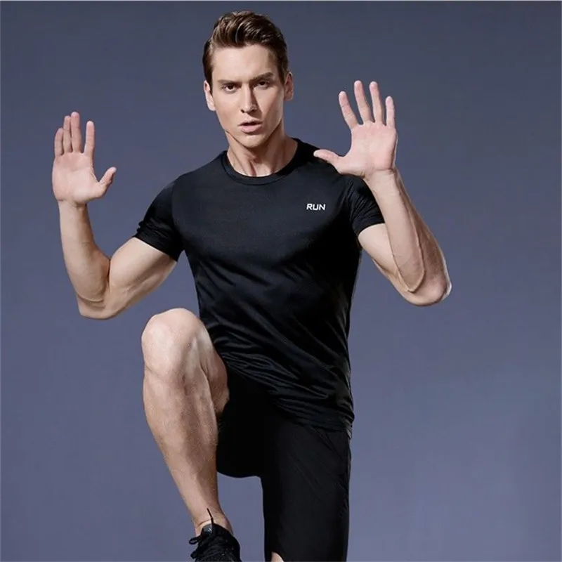 Men Fitness t Shirt Short Sleeve Football Gym t Shirts Sport Bodybuilding Top Man Quick Dry Running Shirts Training Sportswear