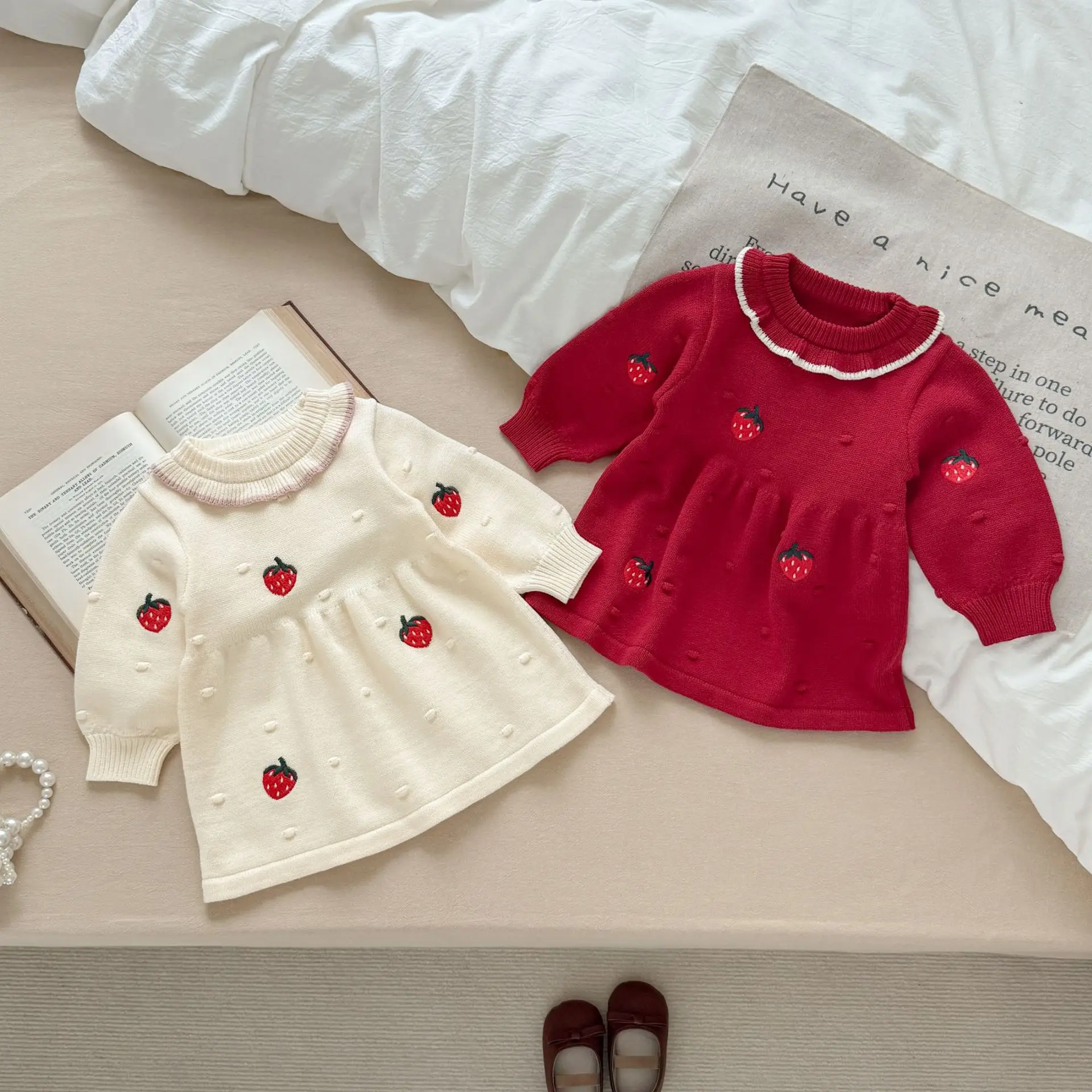 Autumn and Winter Lace Collar Knitted Dress for Baby Girls Strawberry Bubble Ball Round Neck Kids Princess Dress