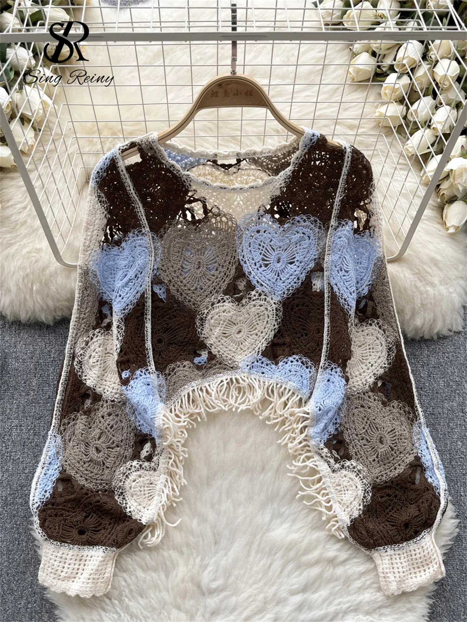 

SINGREINY Fashion Casual Loose Blouse Women O Neck Hook Flower Hollow Long Sleeved Tassel Design Autumn Streetwear Knitting Top