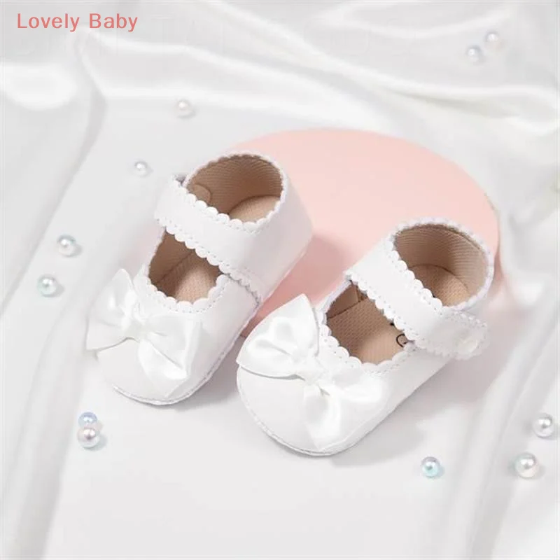 【BBS】1足 リボン付きプリンセスフラットコットンボトムウォーキング新生児用ベビーシューズ 0-18ヶ月 クラシックPUレザー女の子用ベビーシューズ