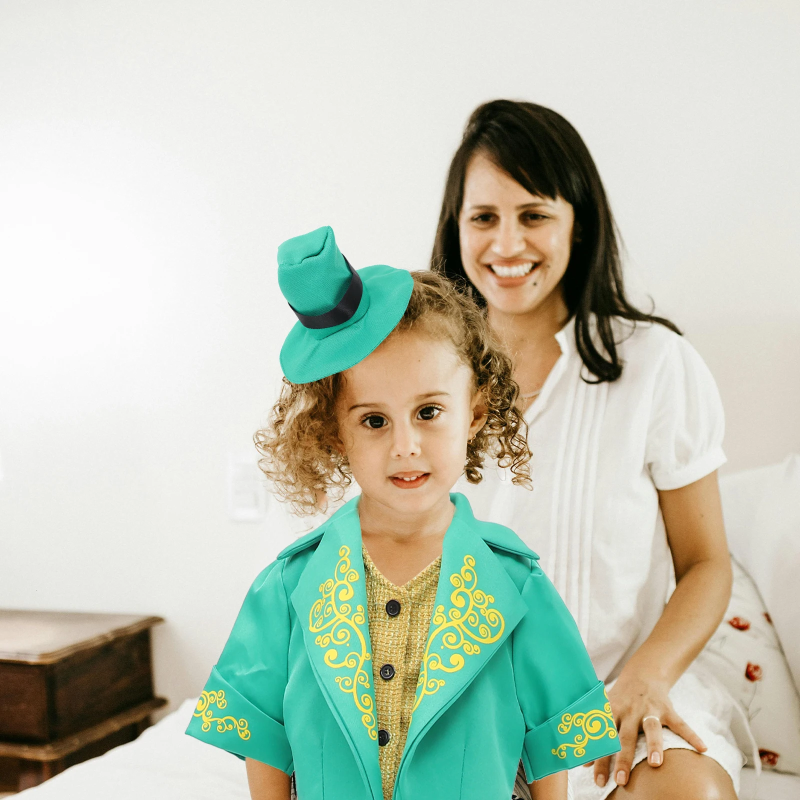 

St. Patrick'S Day Leprechaun Costume Kids Girls Halloween Green Fancy Outfit Comfortable Suit Easy Wear Size L 130-140Cm