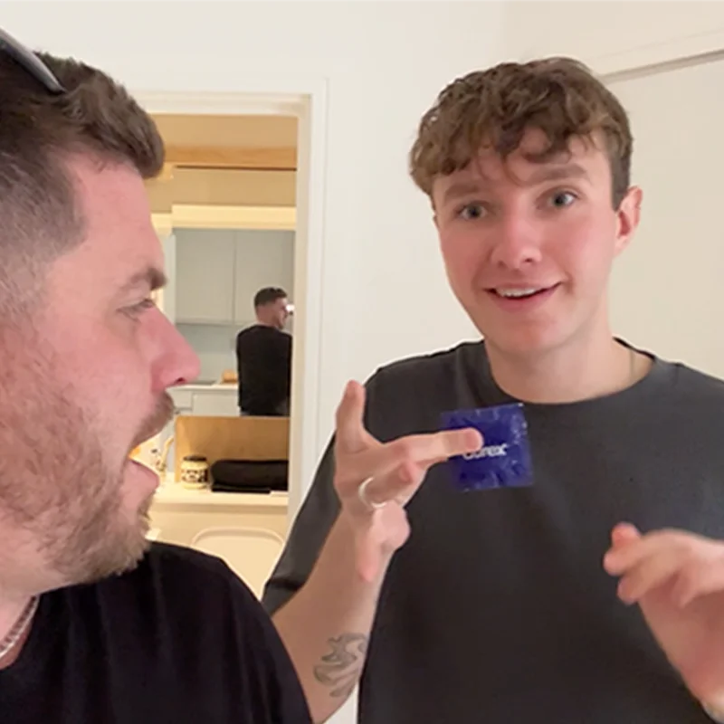 Climax by Luke Oseland Magic Tricks Restore the Loose Condom Back in Pack Vanishing Magia Funny Close-up Illusions Gimmicks Prop