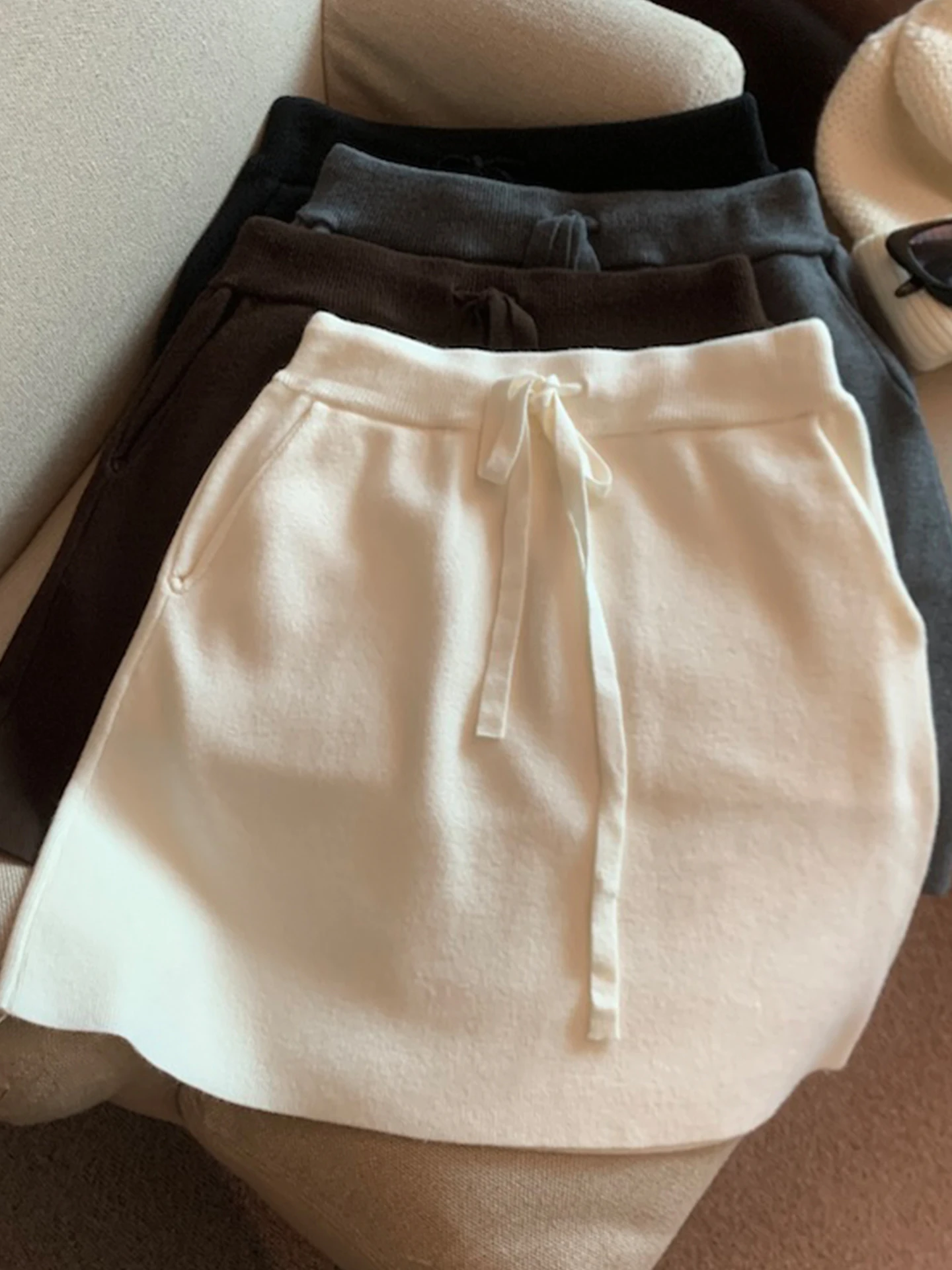 

Рекомендованная Эмили Клуд вязаная юбка с завязками, женская, осенне-зимняя, с эластичной талией, облегающая, А-силуэт, короткая юбка