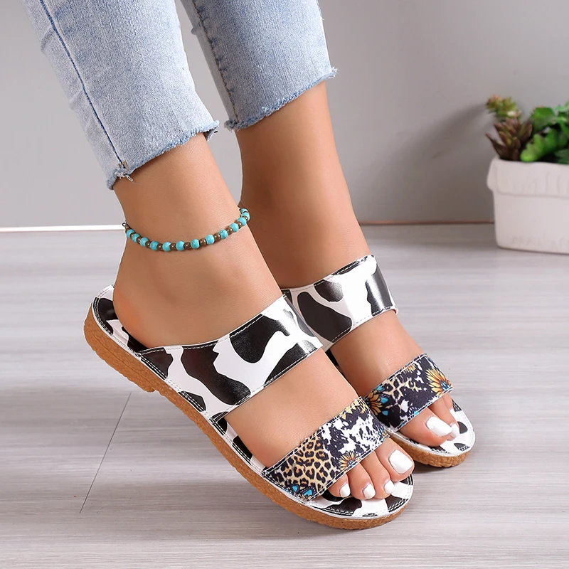 Ladies Summer Flat Bottom  Soft Bottom Comfortable Women Flip Flops Sketches Womens Sandals Platform Wedge Sandals