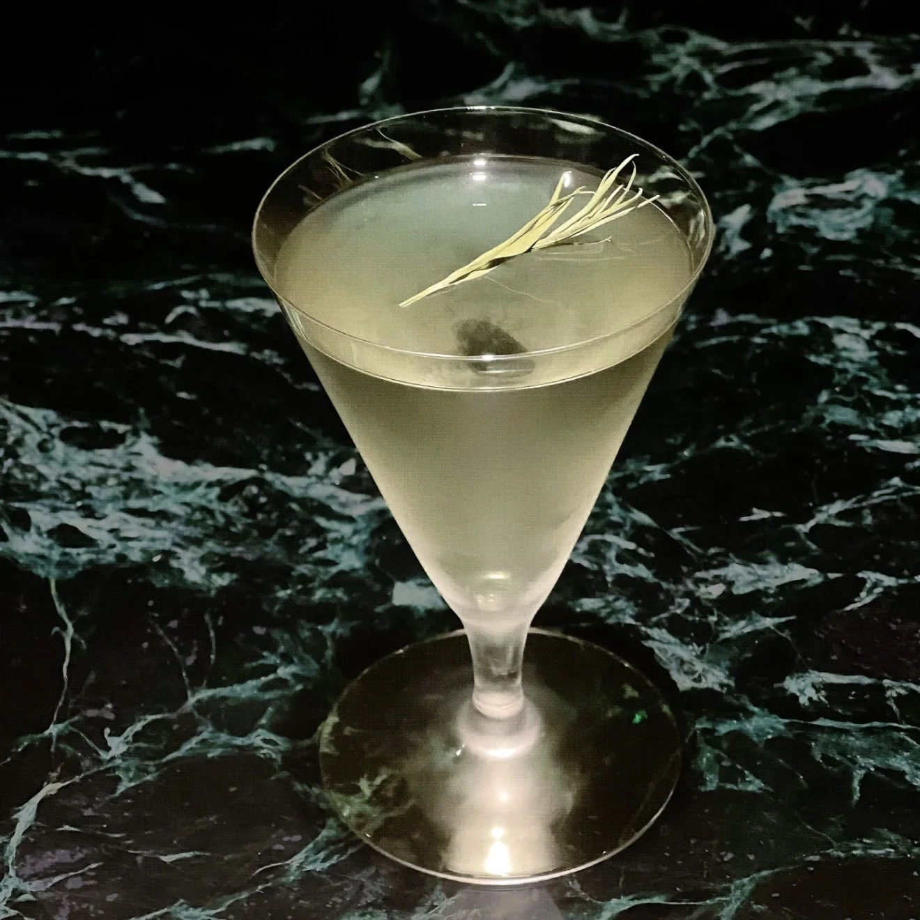 Ultra-Thin Japanese Style Martini Glass Cocktail Cup Lead-Free Crystal Glass Short Footed Classical Mixing Glass Cup