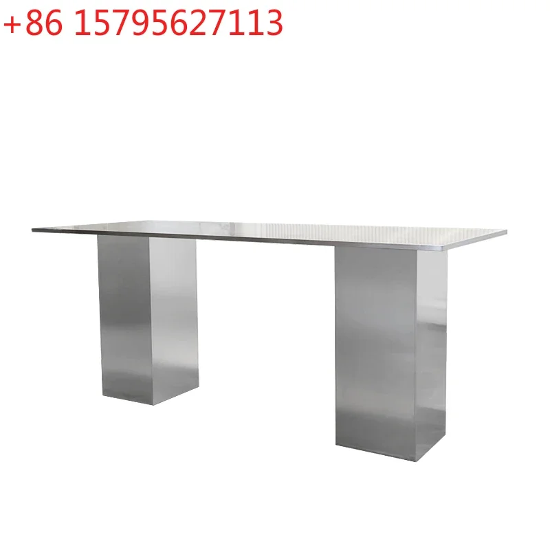 

Магазин одежды, сумка для обуви, стол Nakajima, витрина из нержавеющей стали, посередине водного стола