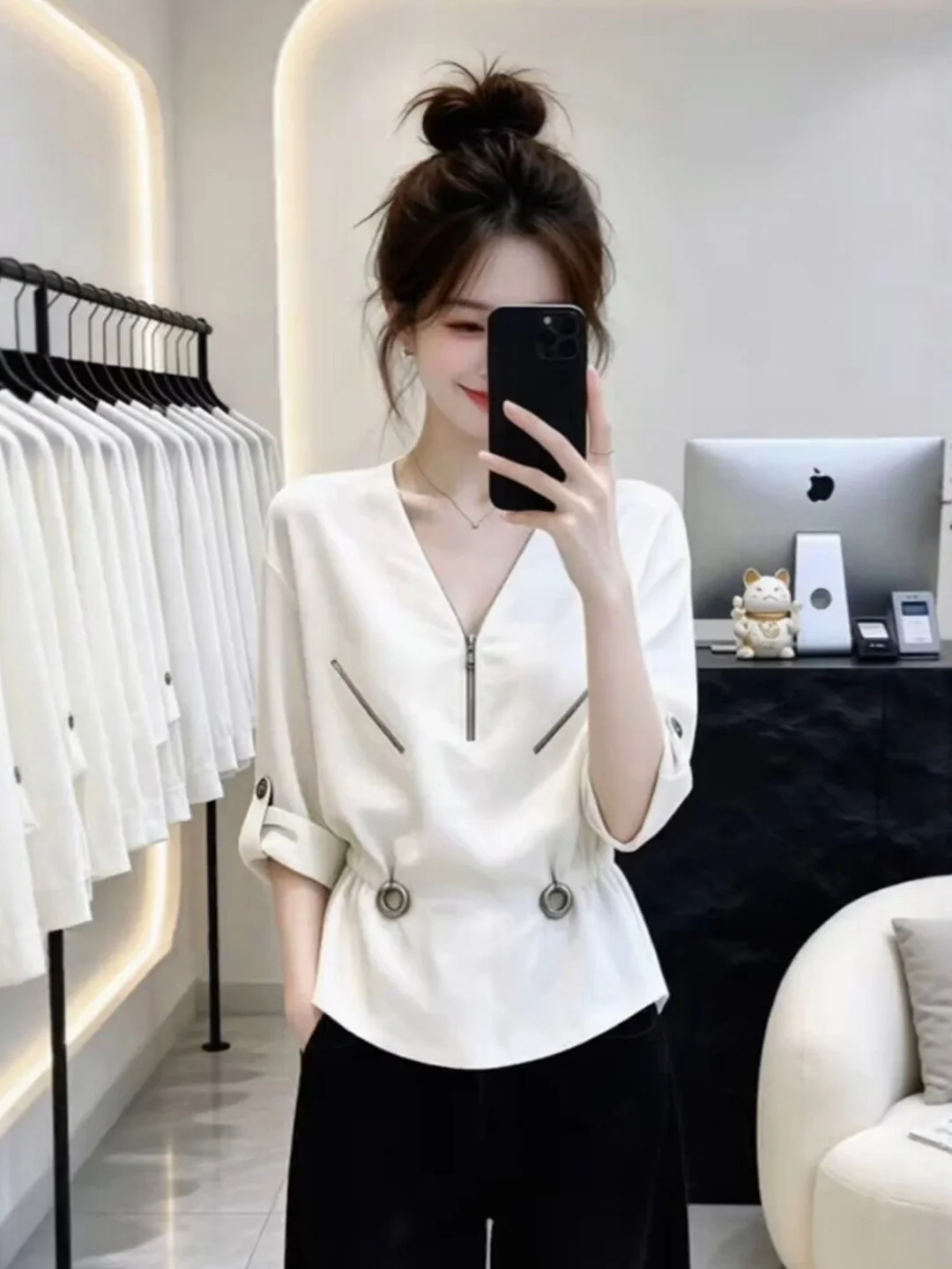 

Elegant V-Neck Short Sleeve Shirt Women's plus Size Slimming Waist Design Beautiful Summer Top Korean Style Casual Wear