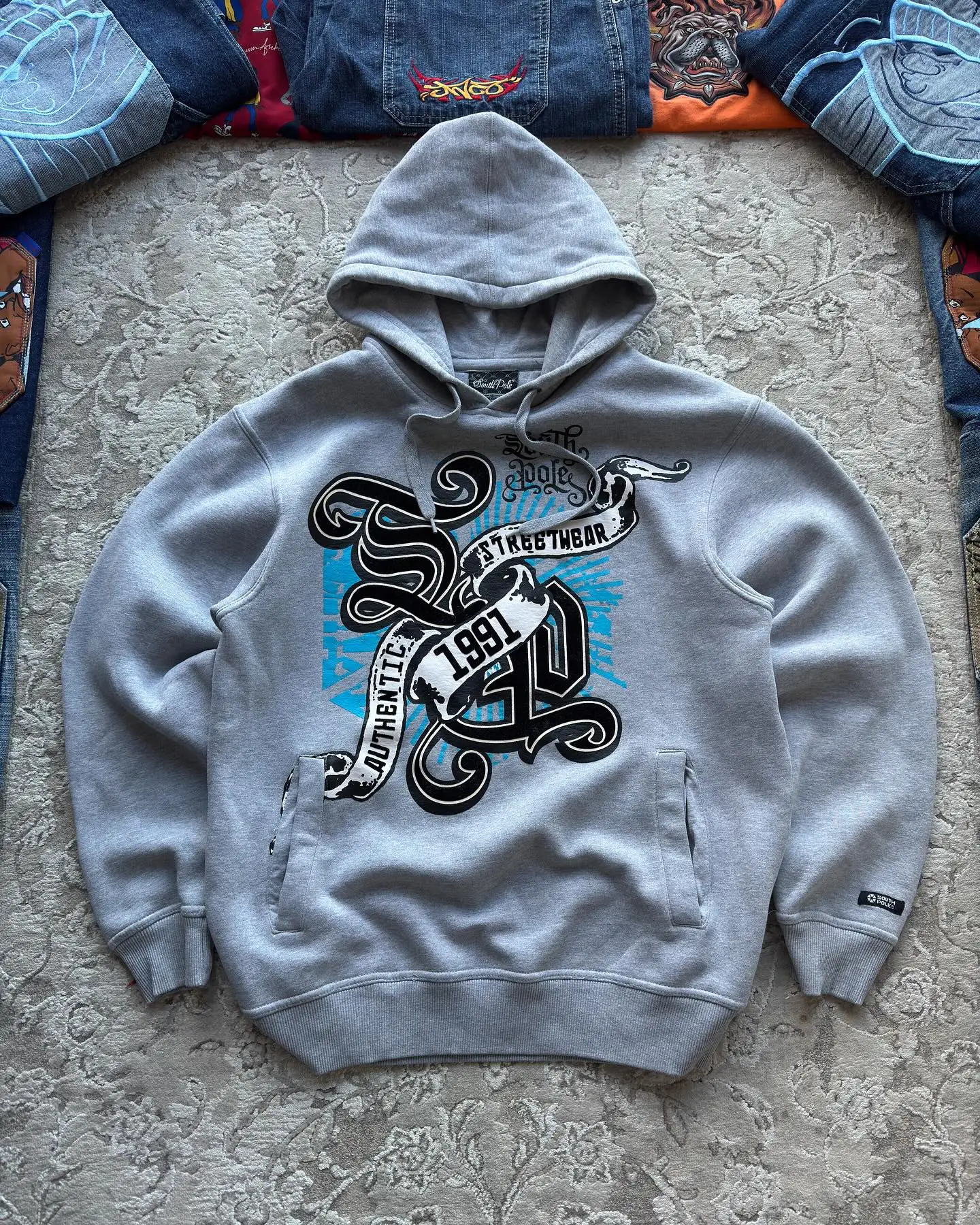 Explosions Hooded sweater Men American Retro Hip-Hop Street Graffiti Unisex Zipper Hoodie Fashion Printed Pattern Sweatshirt